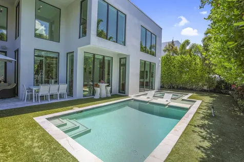 234 NE 4th Street Boca Raton FL 33432
