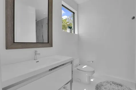 234 NE 4th Street Boca Raton FL 33432