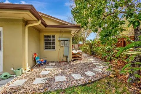 227 NE 12th Street Delray Beach FL 33444