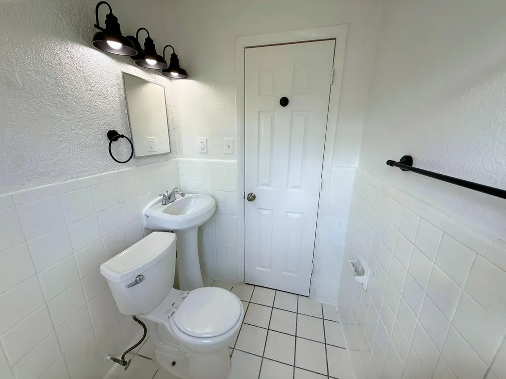 515 NW 13th Avenue Fort Lauderdale FL 33311