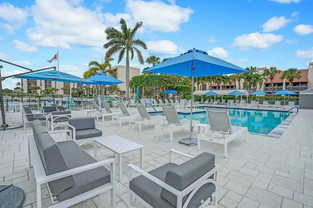 2697 N Ocean Boulevard Boca Raton FL 33431