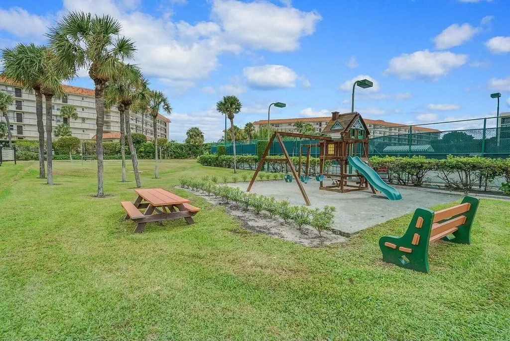 2697 N Ocean Boulevard Boca Raton FL 33431