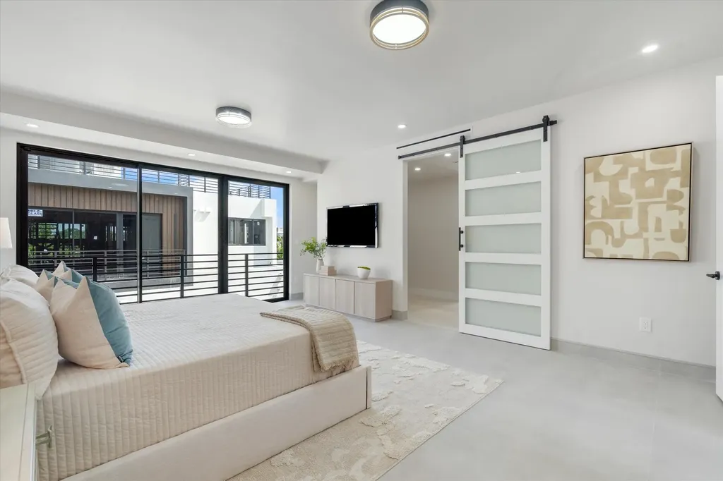 843 SW 14th Court Fort Lauderdale FL 33315