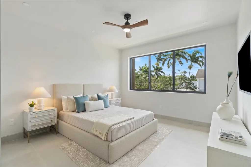 843 SW 14th Court Fort Lauderdale FL 33315