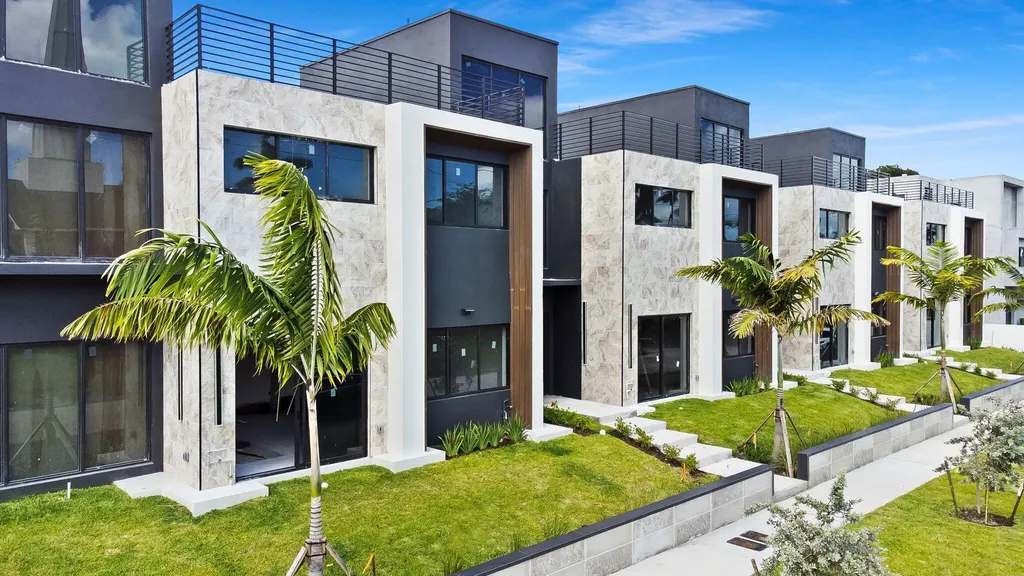 843 SW 14th Court Fort Lauderdale FL 33315