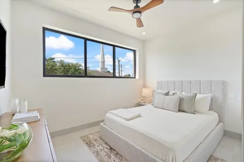 843 SW 14th Court Fort Lauderdale FL 33315