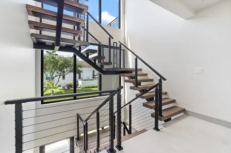 843 SW 14th Court Fort Lauderdale FL 33315