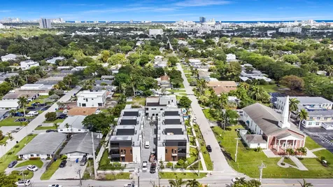 843 SW 14th Court Fort Lauderdale FL 33315