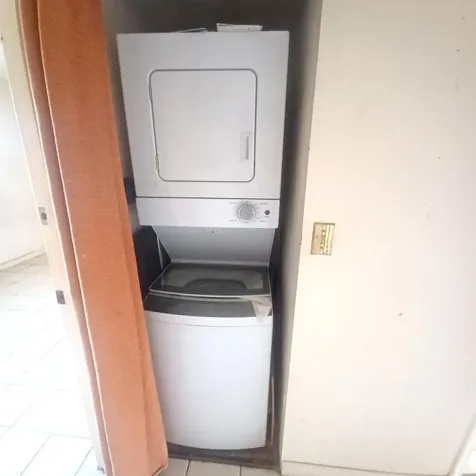 3186 Via Poinciana Greenacres FL 33467