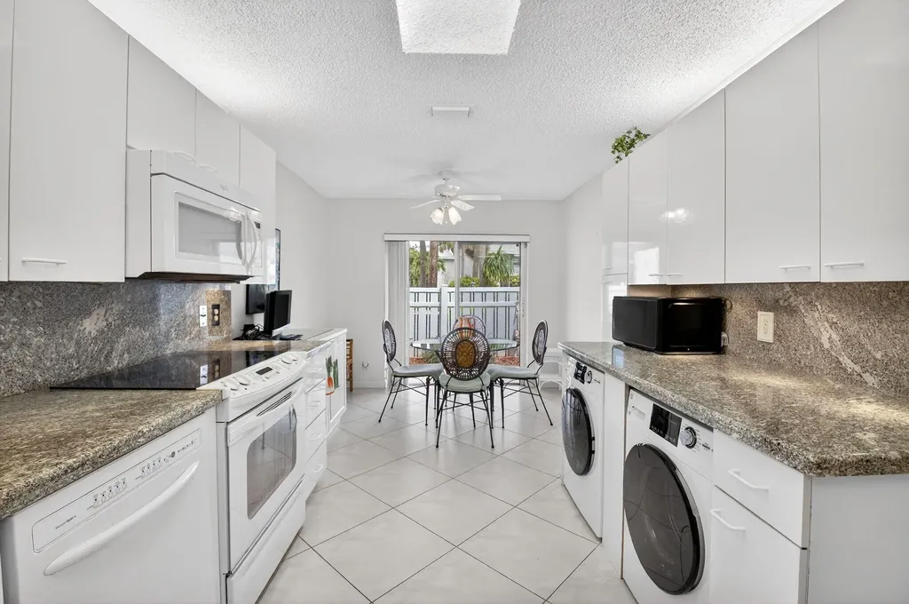30 Eastgate Drive Boynton Beach FL 33436
