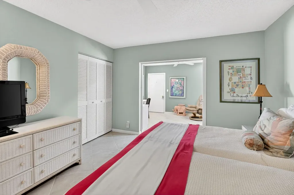 30 Eastgate Drive Boynton Beach FL 33436