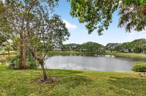 30 Eastgate Drive Boynton Beach FL 33436