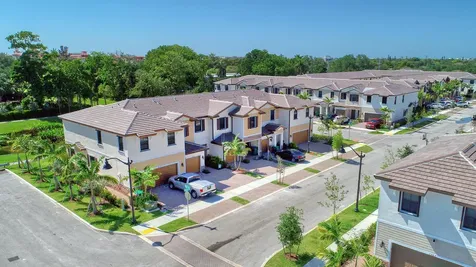 4733 Santa Cruz Way Davie FL 33314