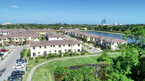 4733 Santa Cruz Way Davie FL 33314