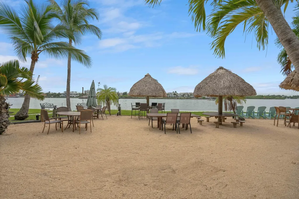 1542 Jupiter Cove Drive Jupiter FL 33469