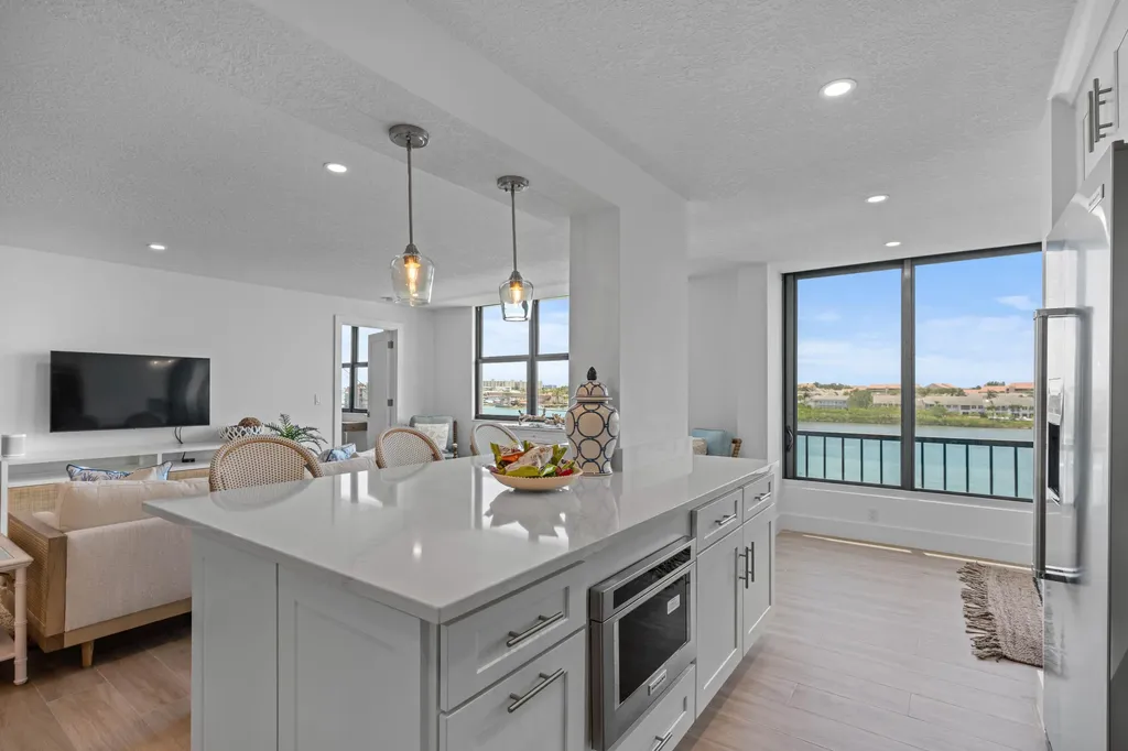 1542 Jupiter Cove Drive Jupiter FL 33469