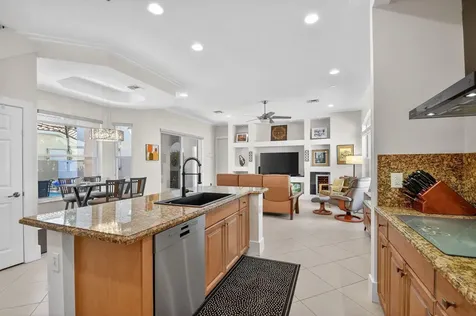 6887 Houlton Circle Lake Worth FL 33467