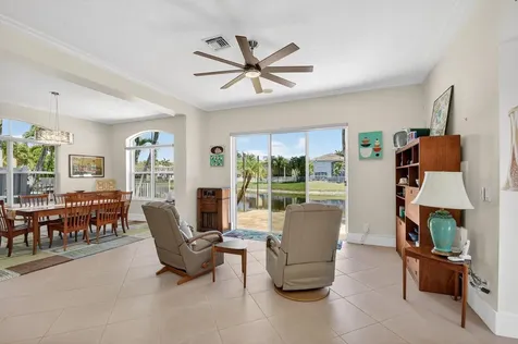 6887 Houlton Circle Lake Worth FL 33467