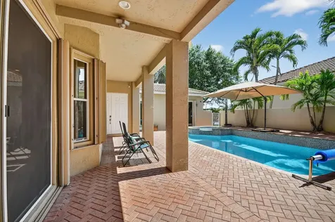 6887 Houlton Circle Lake Worth FL 33467