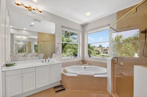 6887 Houlton Circle Lake Worth FL 33467