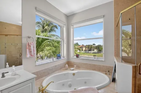 6887 Houlton Circle Lake Worth FL 33467
