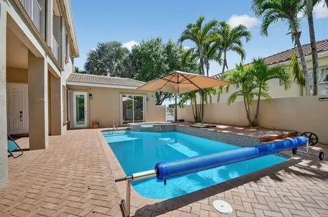 6887 Houlton Circle Lake Worth FL 33467
