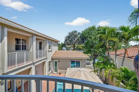 6887 Houlton Circle Lake Worth FL 33467