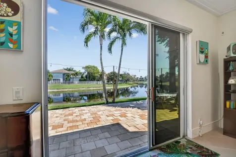 6887 Houlton Circle Lake Worth FL 33467