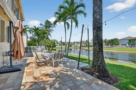 6887 Houlton Circle Lake Worth FL 33467