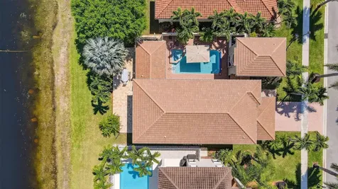 6887 Houlton Circle Lake Worth FL 33467
