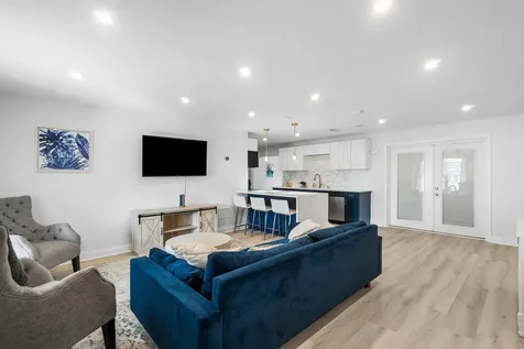 411 SW 1st Avenue Boynton Beach FL 33435
