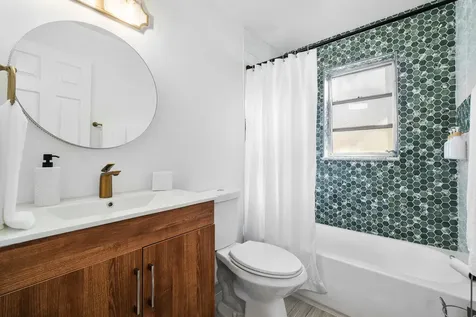 411 SW 1st Avenue Boynton Beach FL 33435