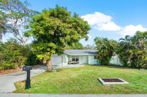 411 SW 1st Avenue Boynton Beach FL 33435