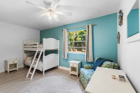 411 SW 1st Avenue Boynton Beach FL 33435