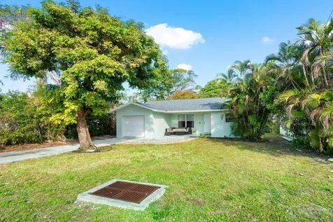 411 SW 1st Avenue Boynton Beach FL 33435