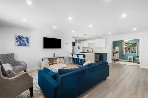 411 SW 1st Avenue Boynton Beach FL 33435