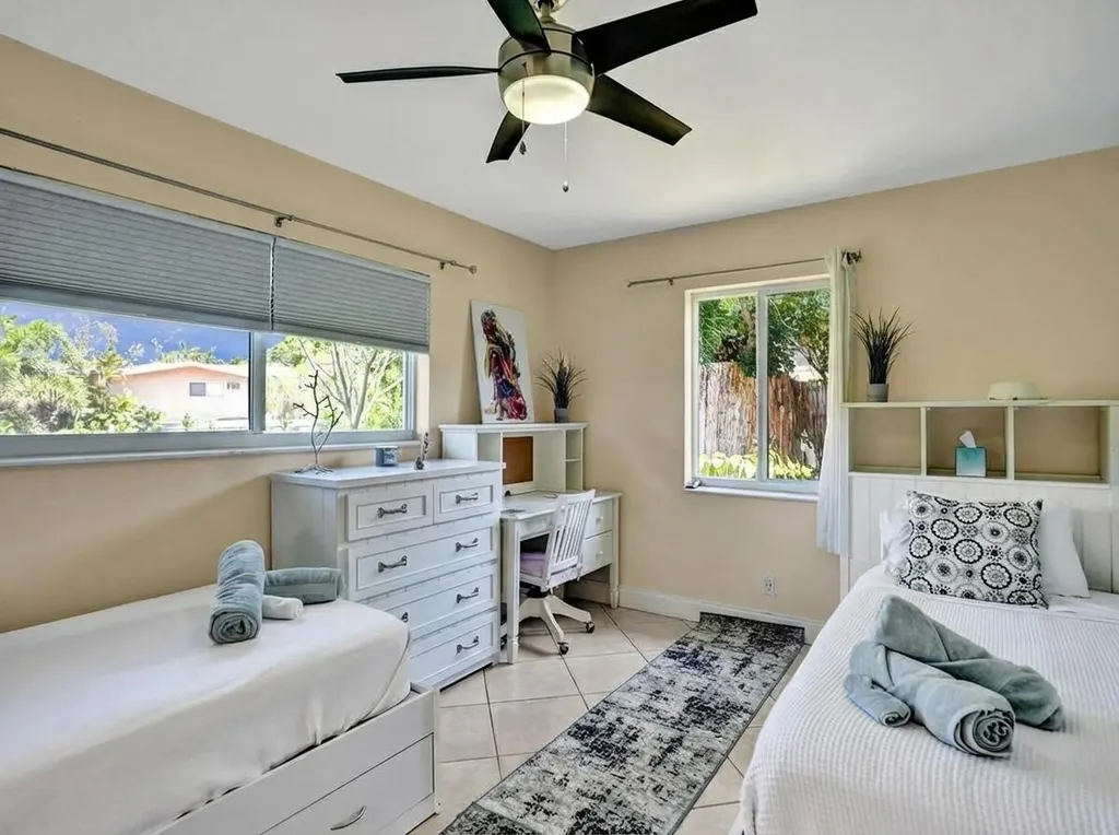 2099 NE 4th Court Boca Raton FL 33431