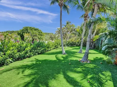 2099 NE 4th Court Boca Raton FL 33431