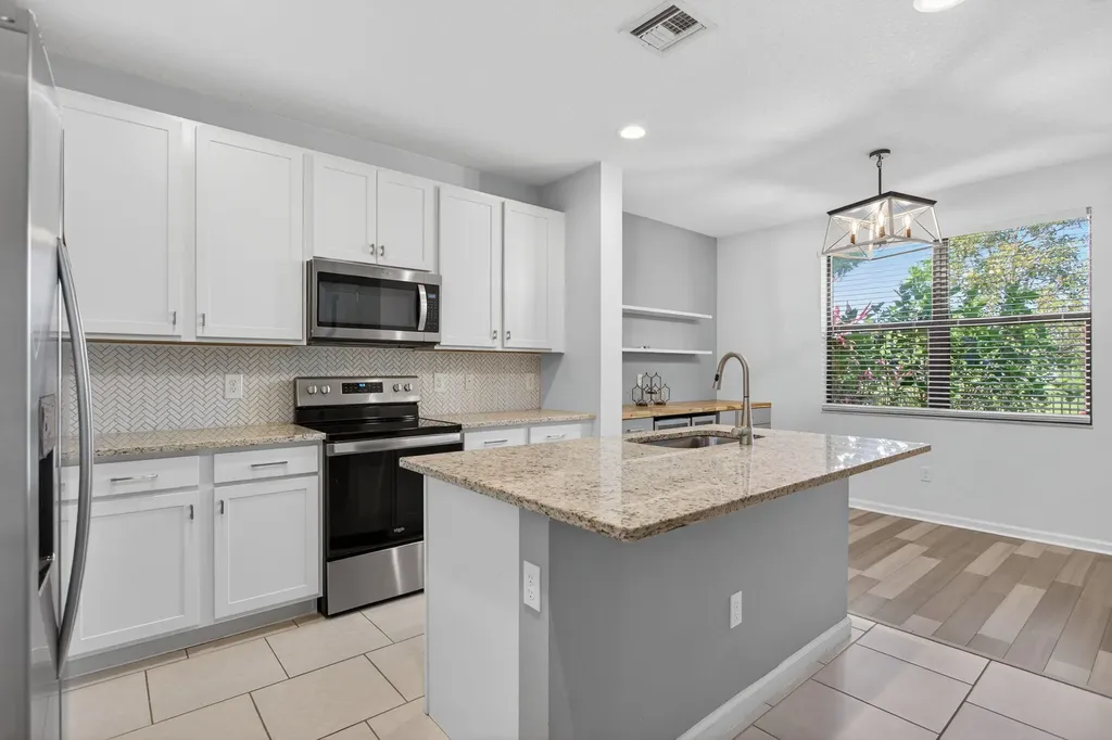 325 NW 33rd Lane Pompano Beach FL 33069