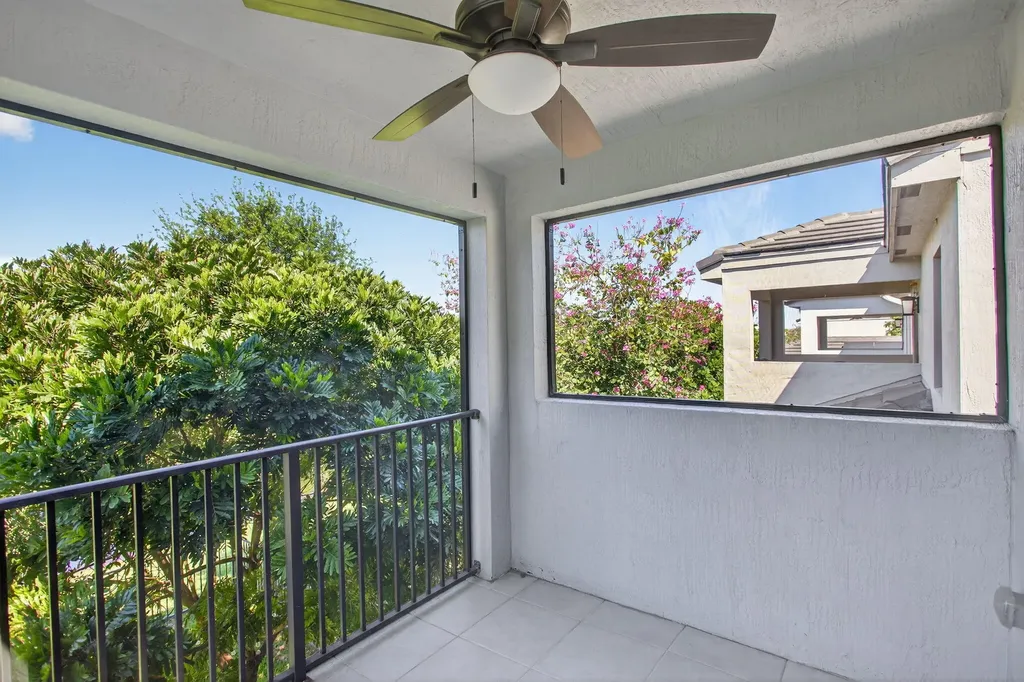 325 NW 33rd Lane Pompano Beach FL 33069