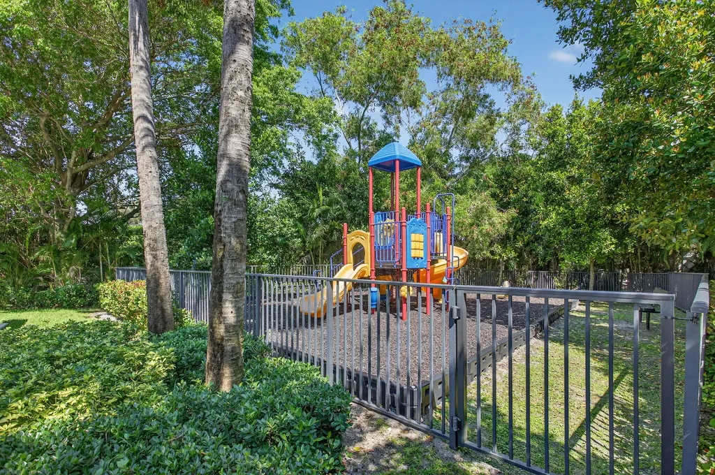 325 NW 33rd Lane Pompano Beach FL 33069