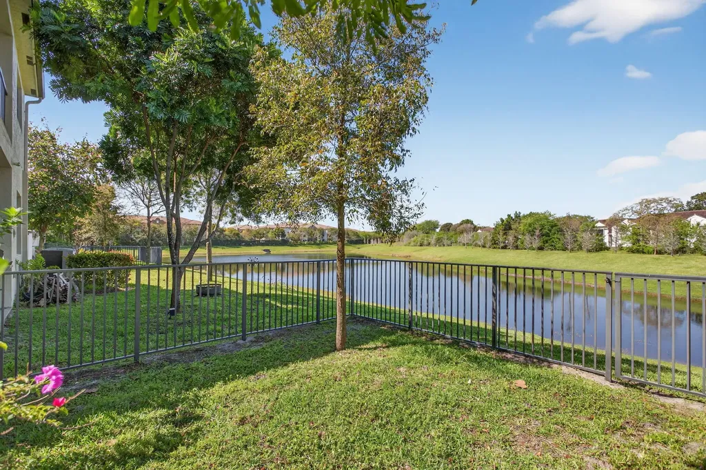 325 NW 33rd Lane Pompano Beach FL 33069