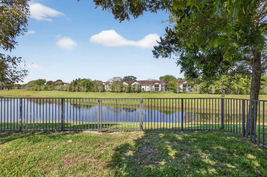 325 NW 33rd Lane Pompano Beach FL 33069