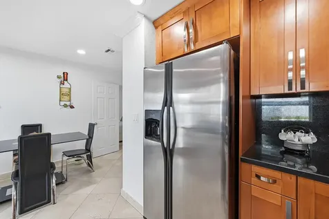 6271 Harding Street Hollywood FL 33024