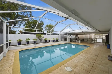 6271 Harding Street Hollywood FL 33024