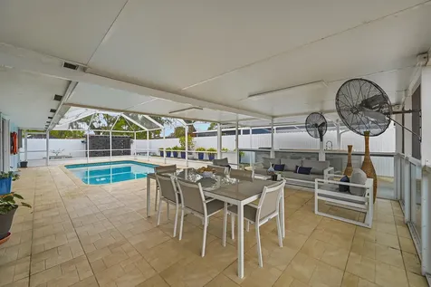 6271 Harding Street Hollywood FL 33024