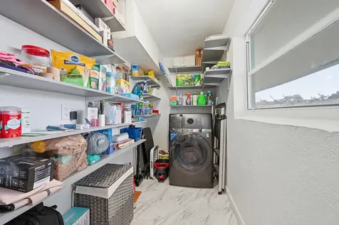 6271 Harding Street Hollywood FL 33024