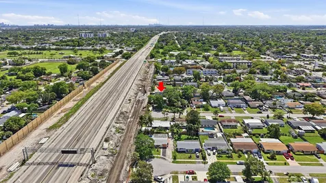 6271 Harding Street Hollywood FL 33024