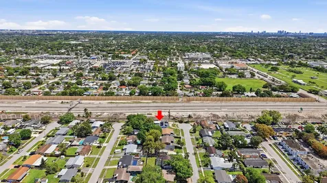 6271 Harding Street Hollywood FL 33024