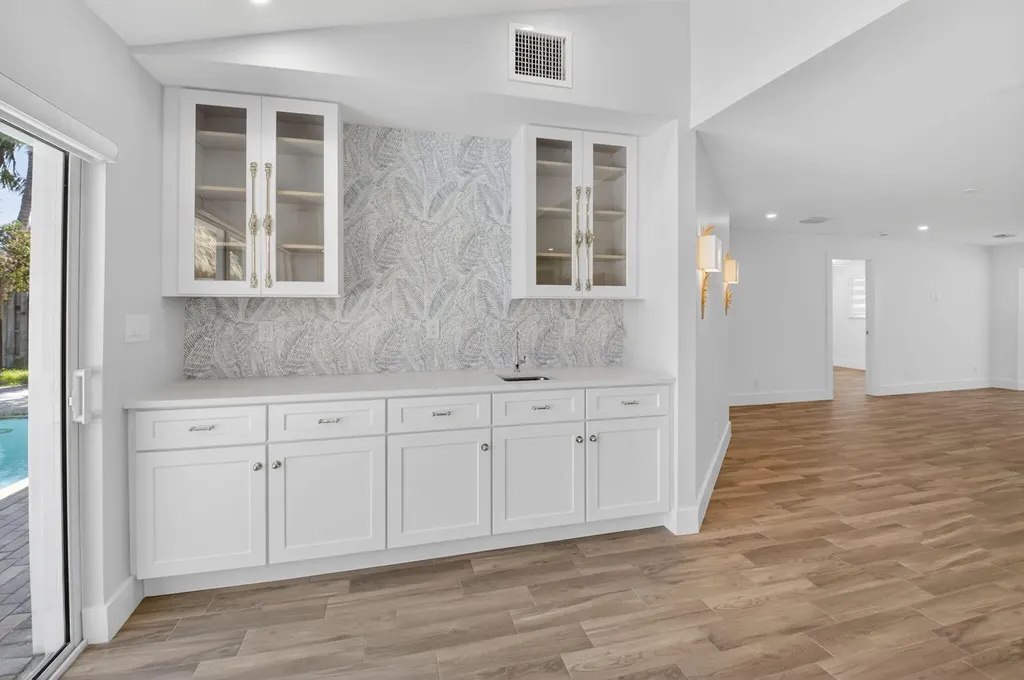 1254 SW 4th Court Boca Raton FL 33432
